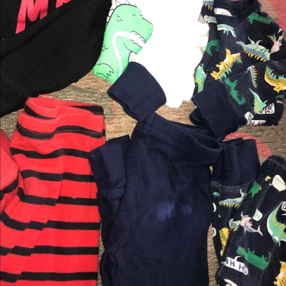 Pajamas bundle - Picture 4 of 4